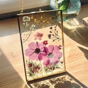 gold frame pressed flowers